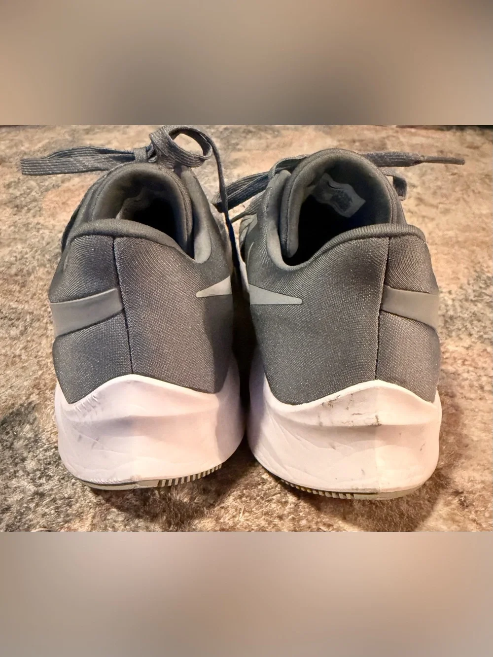 Nike Zoom Running Sneakers Grey/white knit women 9